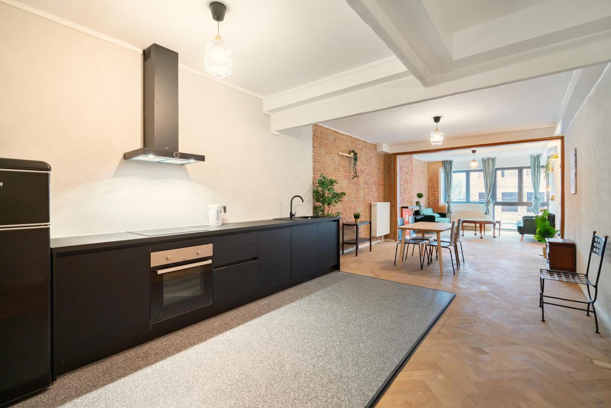 Two-Bedroom Apartments In The Heart Of Amberes Exterior foto