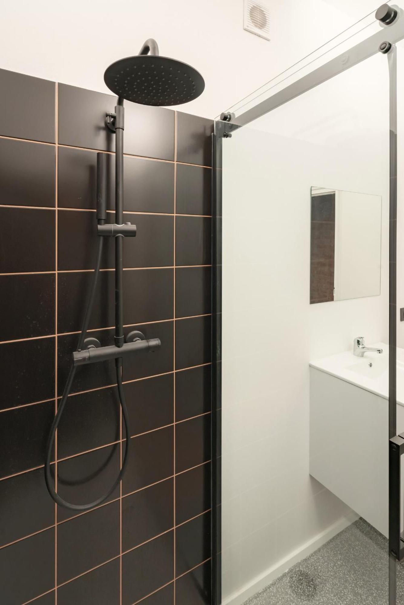 Two-Bedroom Apartments In The Heart Of Amberes Exterior foto